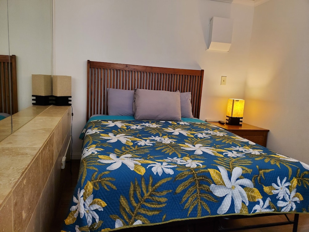 Diamond Head Beach Hotel - photo 2