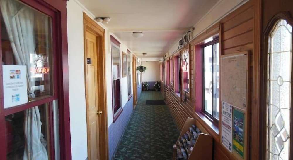 Dancing Bears Inn - photo 12