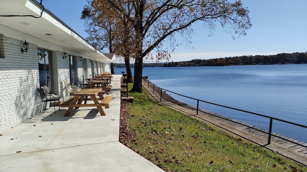 Willow Beach Resort - photo 32