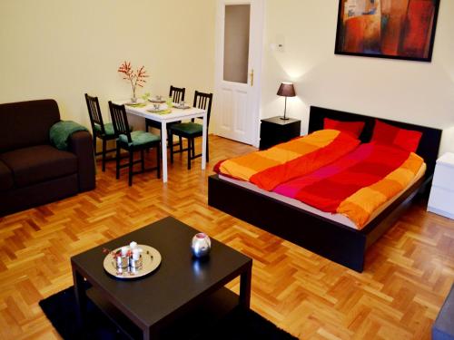 Caesar Apartman — 4-Star Luxury Hotel in Budapest, Hungary