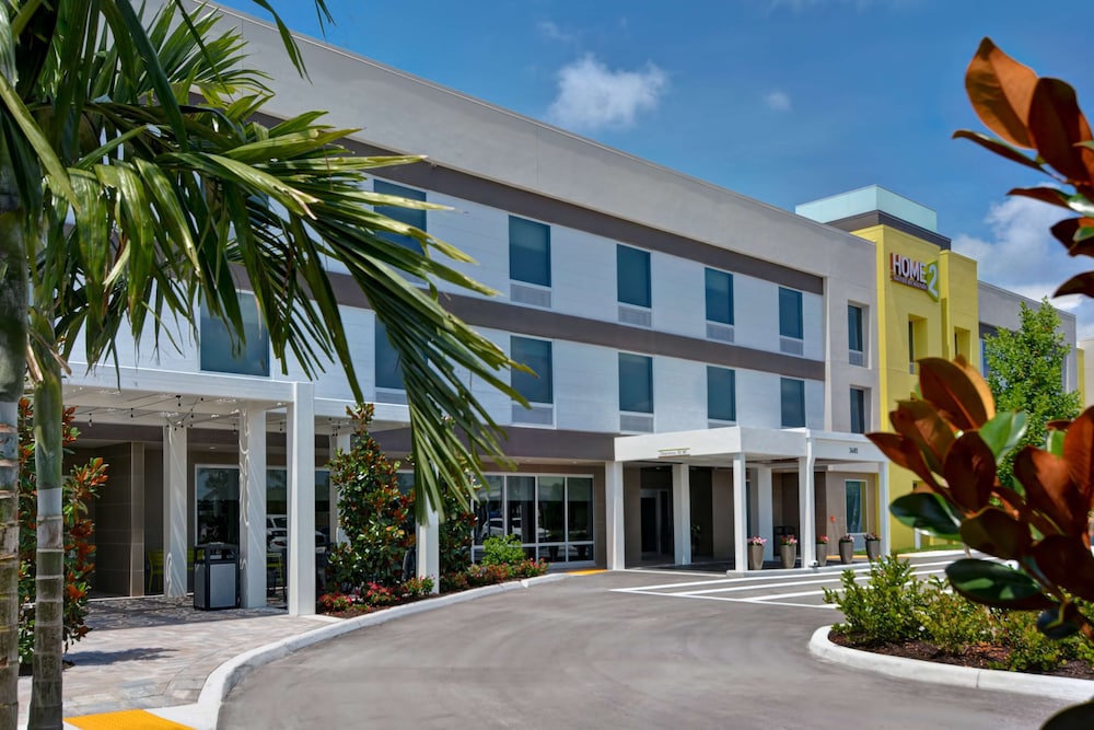 Home2 Suites Naples I 75 Pine Ridge Road FL - featured photo