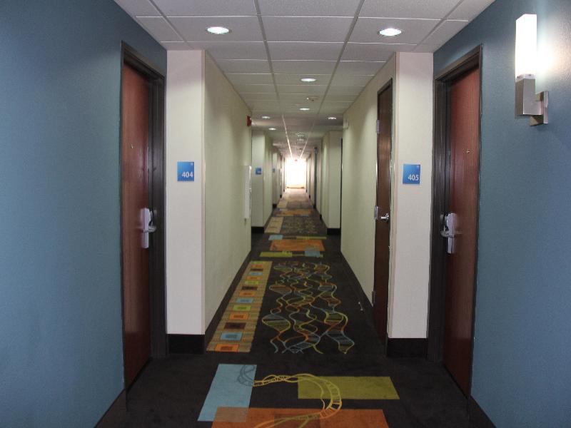 Holiday Inn Express & Suites Roanoke Rapids SE by IHG - photo 19