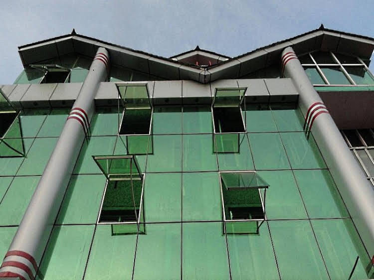 Milad Hotel — hotel in Srinagar