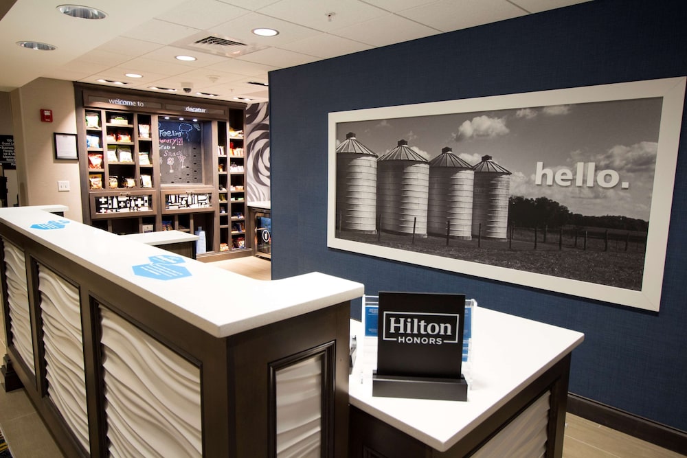 Hampton Inn Decatur Mt. Zion - photo 4