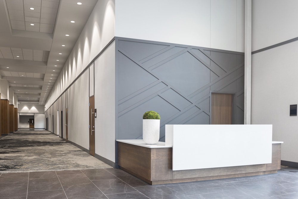 Crowne Plaza Kearney by IHG - photo 92