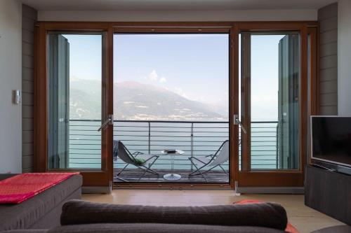 Vista 180 - carbon neutral hotel in Perledo