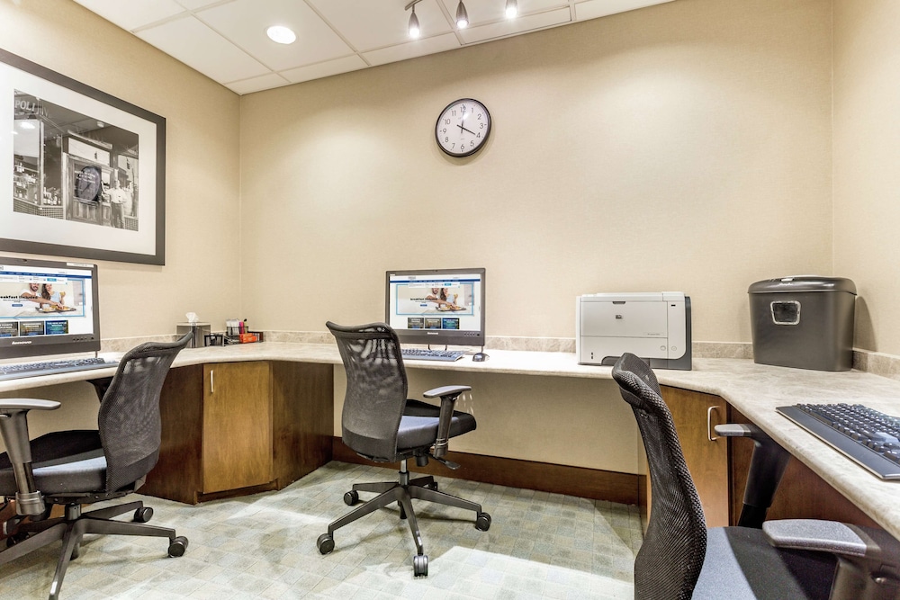 Hampton Inn Manhattan Grand Central - photo 40