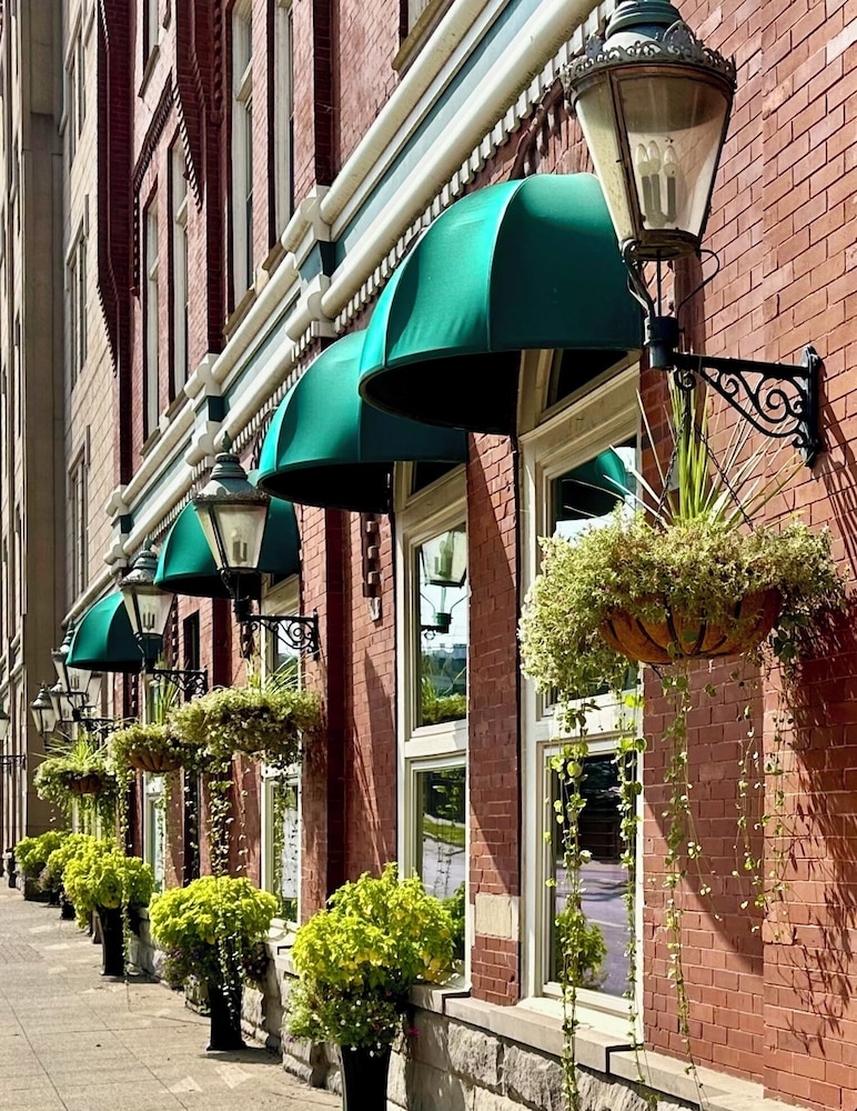 The Blennerhassett Hotel - photo 92