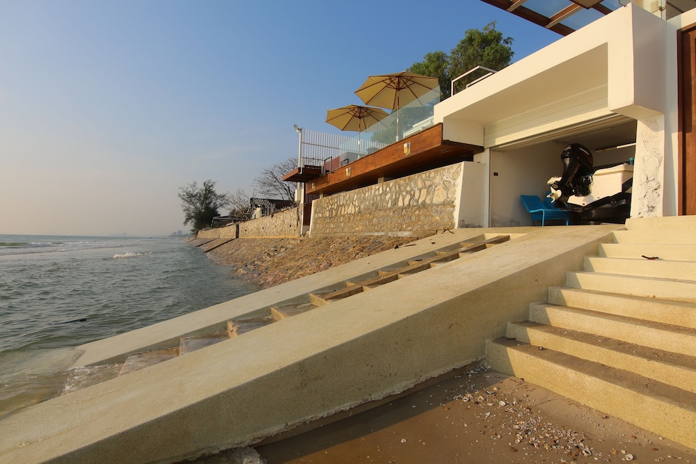 Kehadfa1 Elegance — 4-Star Luxury Hotel in Hua Hin, Thailand