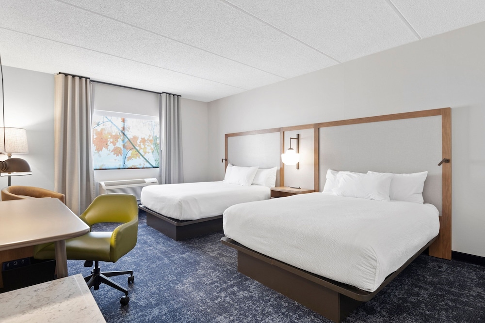 Fairfield Inn & Suites by Marriott Hickory - photo 6