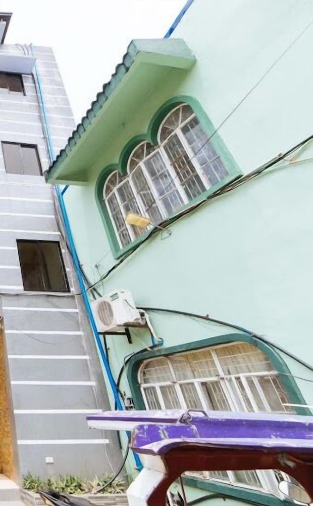 RedDoorz @ D Maagma Street in Kalibo (Poblacion), Philippines