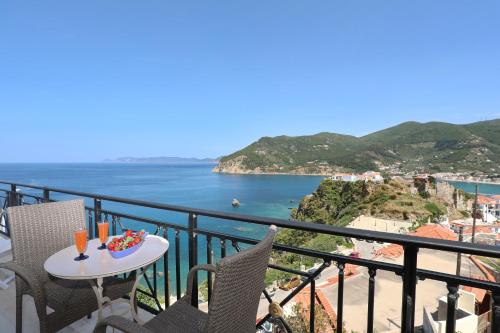 Aeraki Home — 4-Star Luxury Hotel in Skopelos, Greece