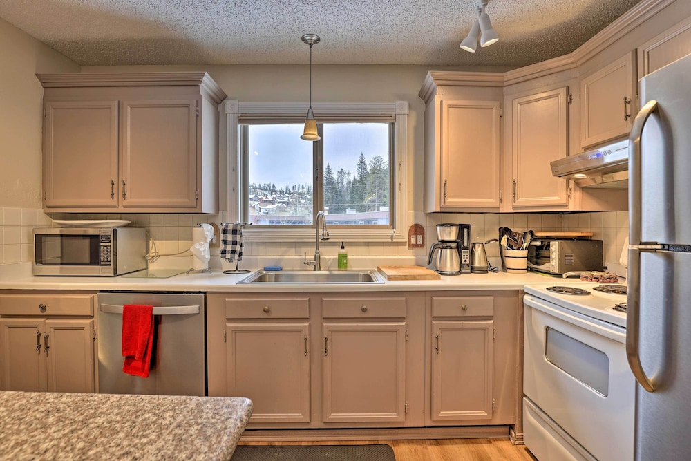 Condo on Fraser River 4 Mi to Winter Park Resort - photo 3