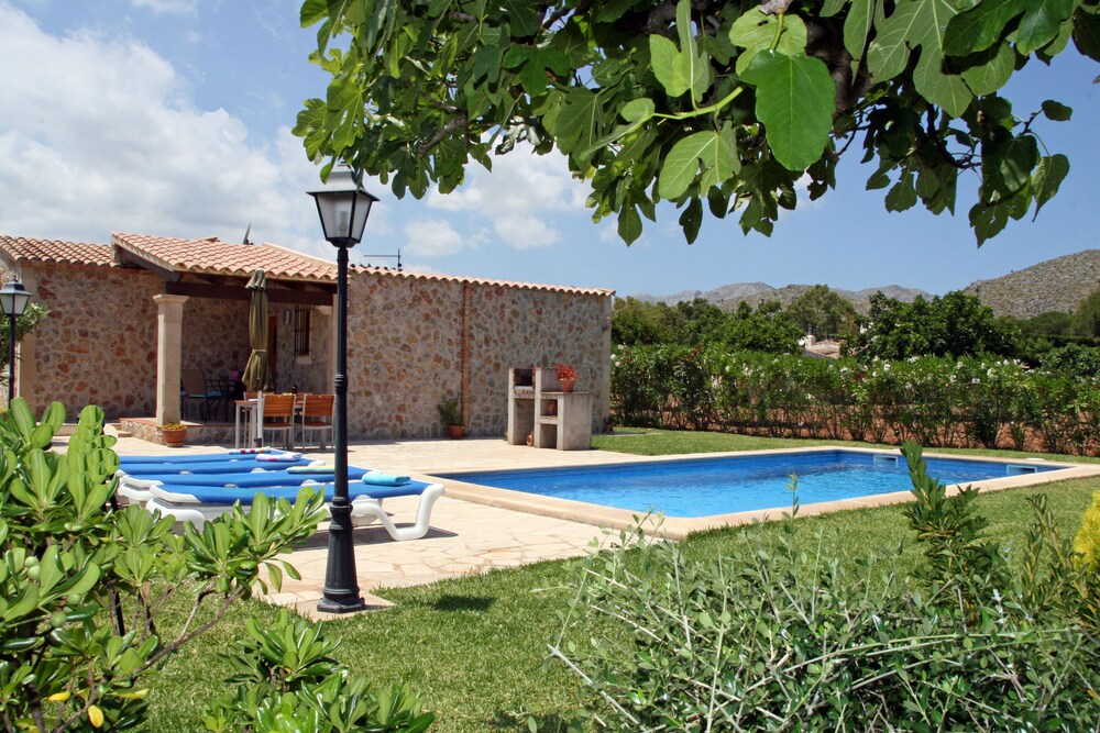 Ca Na Cati — 4-Star Luxury Hotel in Pollenca, Spain