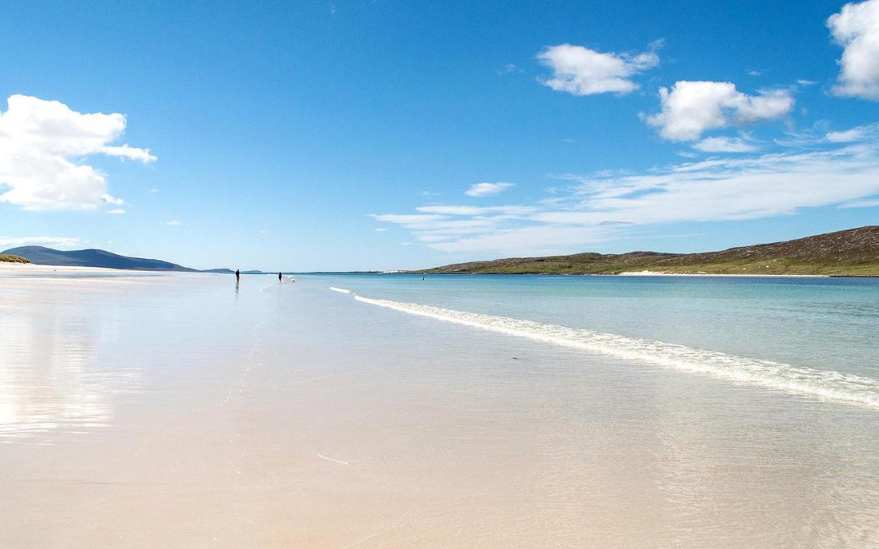Jardine Apartment @ Cairn Dhu House — 4-Star Luxury Hotel in Stornoway, United Kingdom