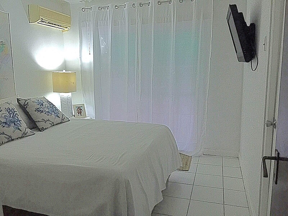 Beach Front Honeymoon B — Savaneta — photo 4