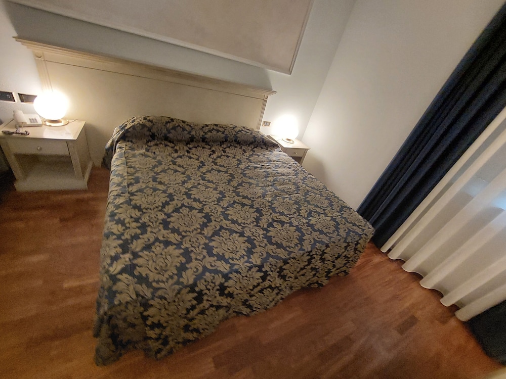 Hotel Villa Medici — Rocca San Giovanni — photo 5