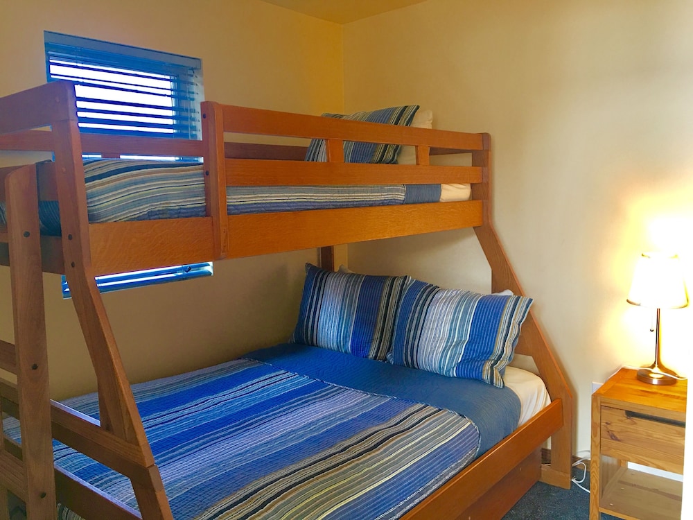 Driftwood Inn and Seaside Lodges - photo 7