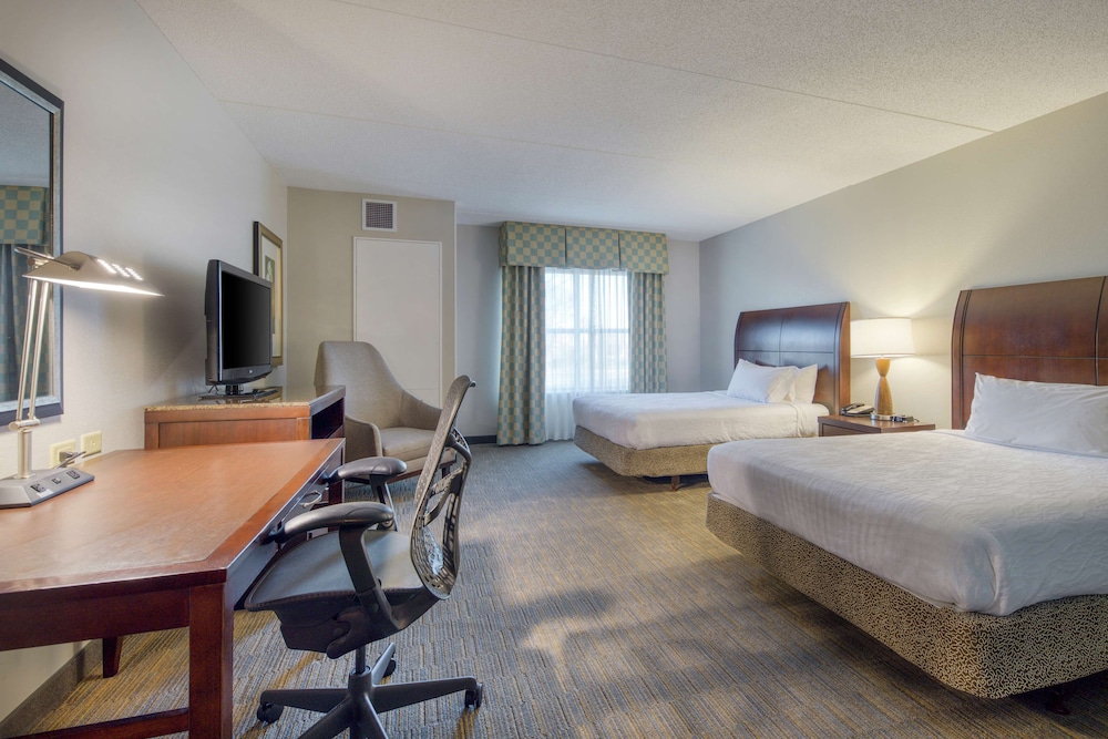 Hilton Garden Inn Durham Southpoint - photo 17