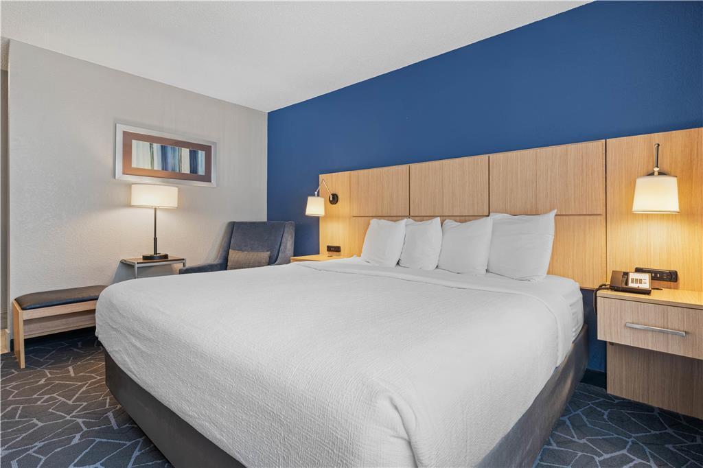 Best Western Eau Claire South - photo 3