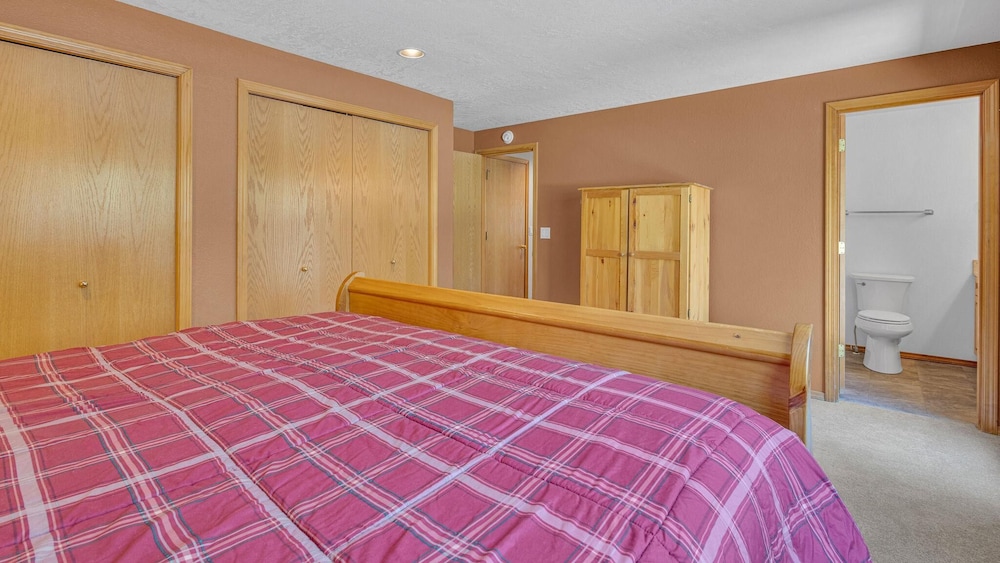 Awbrey Lane 2 - photo 15