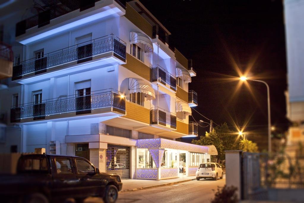 La Lanterna - carbon neutral hotel in Silvi