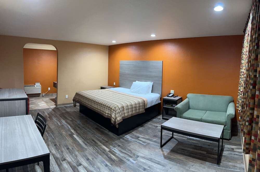 Apex Inn - photo 8