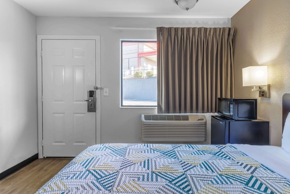 Motel 6 Elizabethtown KY - photo 11