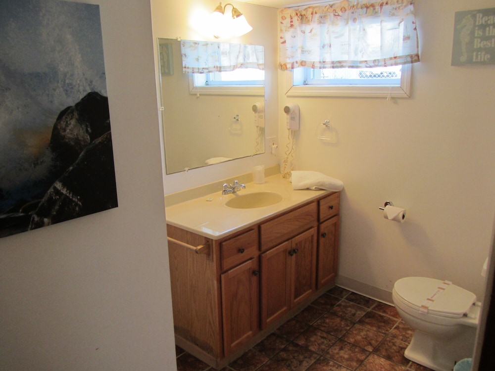 Green Dolphin Motel - photo 48