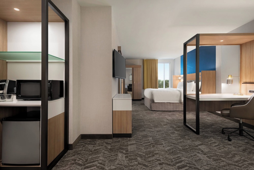 SpringHill Suites by Marriott Milwaukee West Wauwatosa - photo 11
