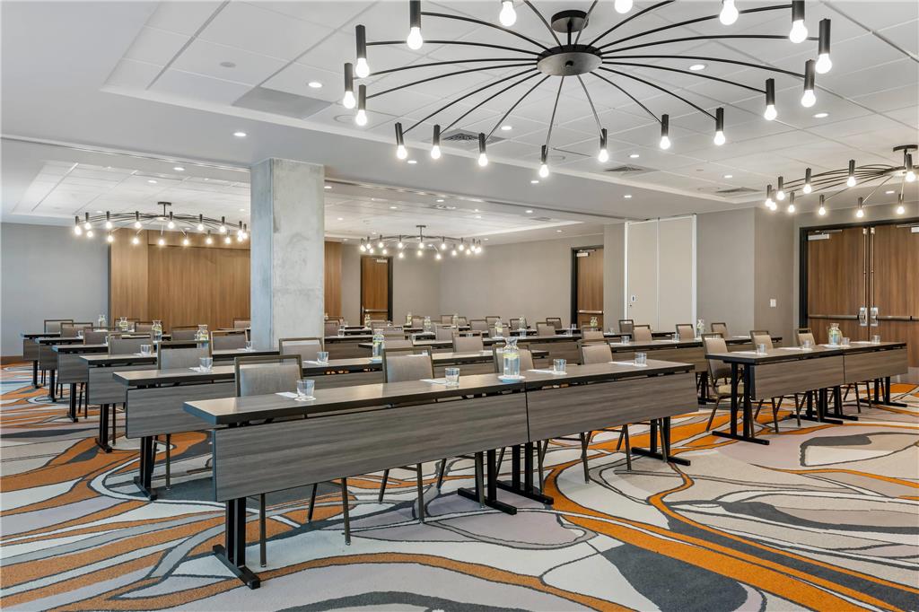 Cambria Hotel Austin Downtown - photo 64