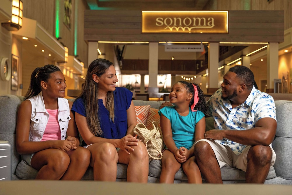 DoubleTree by Hilton Hotel Orlando at SeaWorld - photo 3