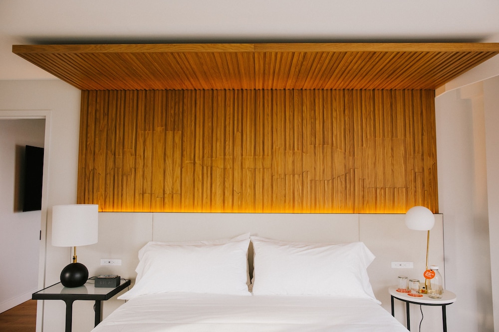 Canopy by Hilton Portland Waterfront - photo 8