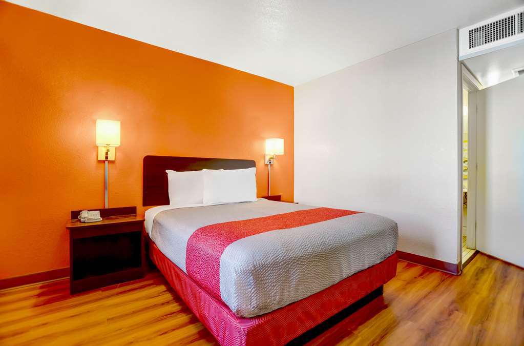Motel 6 Grants NM - photo 13