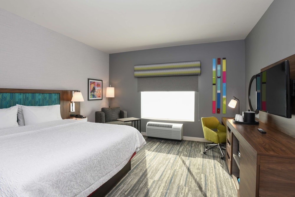 Hampton Inn & Suites Cincinnati Liberty Township - photo 22