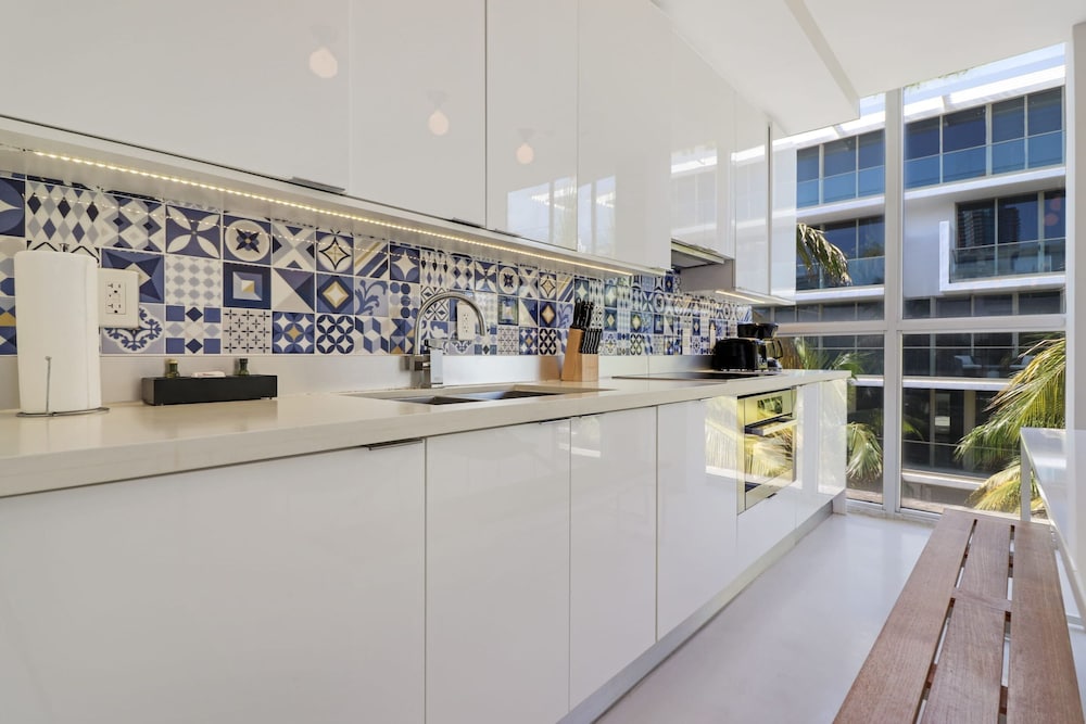 Roami at 250 Collins - photo 63