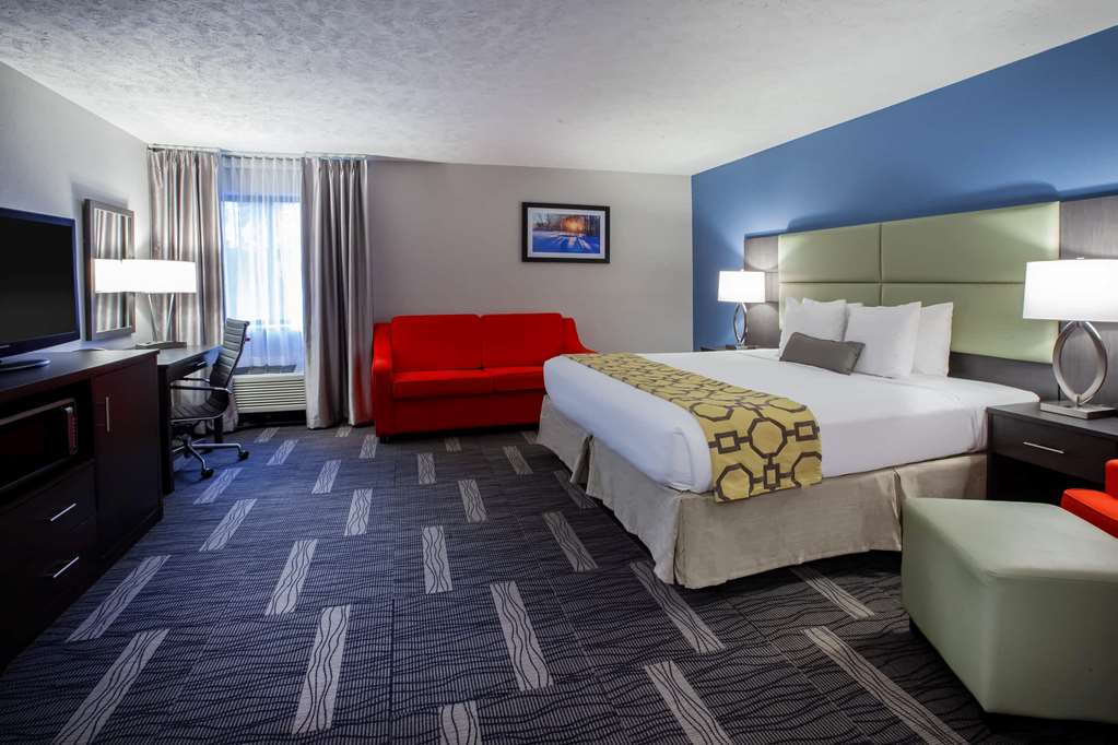 Baymont by Wyndham Traverse City - photo 8