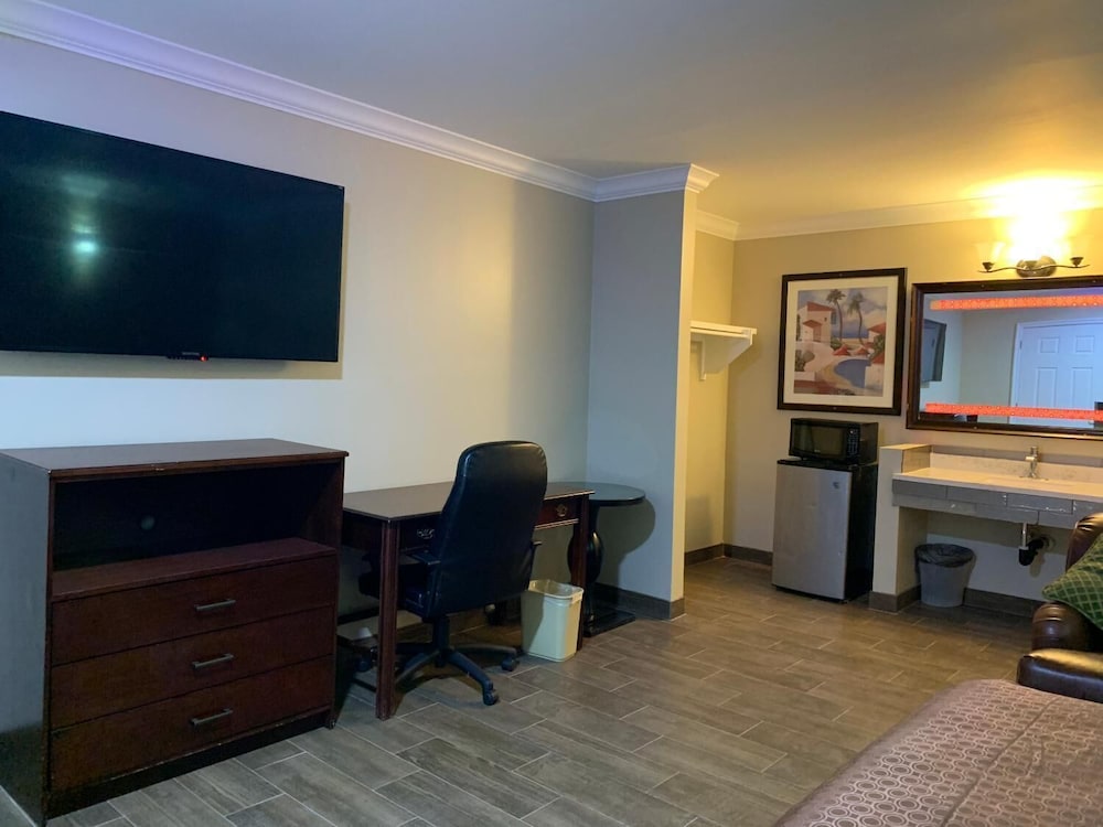 Mesa Motel - photo 11