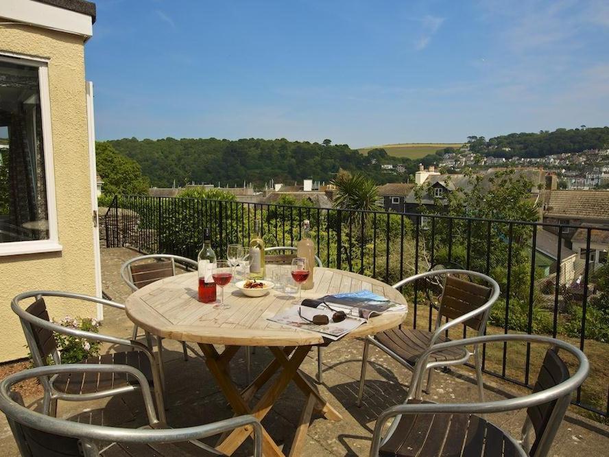 Moonrakers Clarence Street in Dartmouth, United Kingdom