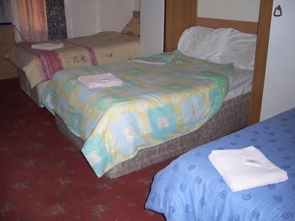 Caseys Irish Hotel Blackpool — Blackpool — photo 5