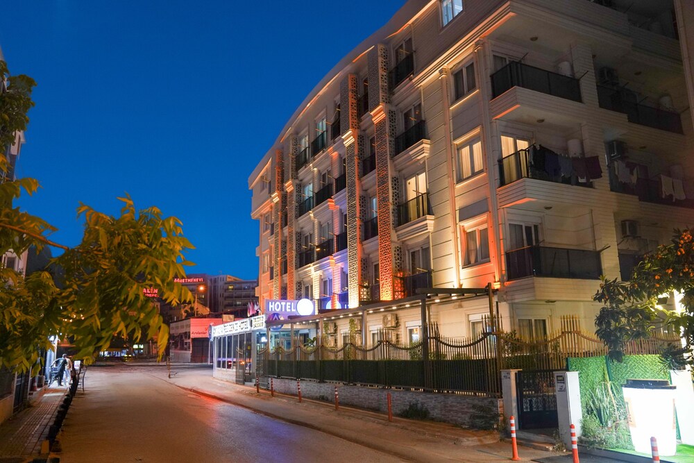 Antalya Residence Hotel — 4-Star Luxury Hotel in Antalya, Turkey