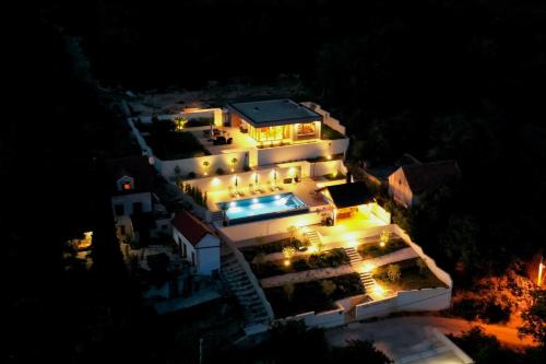 Luxury Villa Dobri Dida — 4-Star Luxury Hotel in Imotski, Croatia