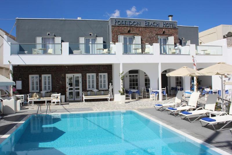 Poseidon Beach Hotel - carbon neutral hotel in Fira