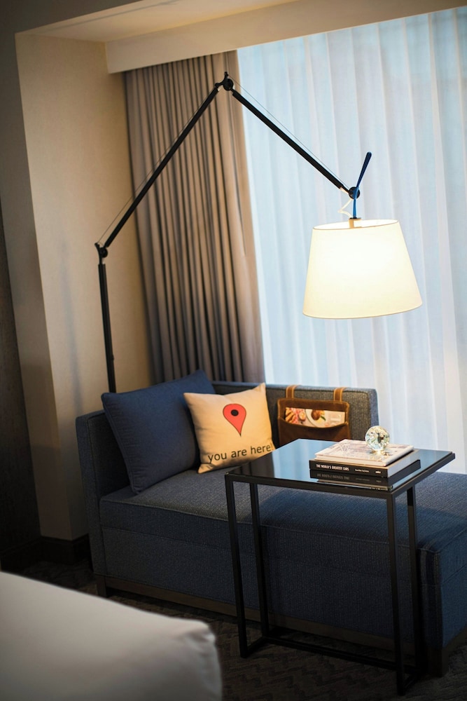 Renaissance Toledo Downtown Hotel - photo 27