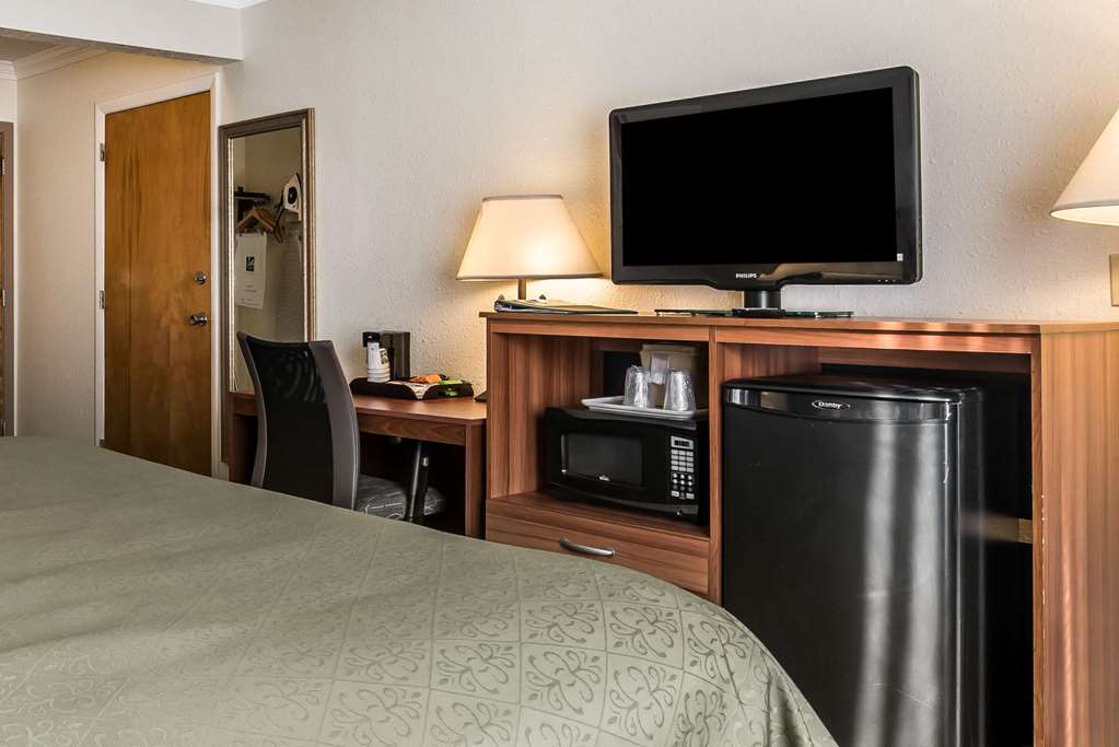 Quality Inn Rutland Killington - photo 11