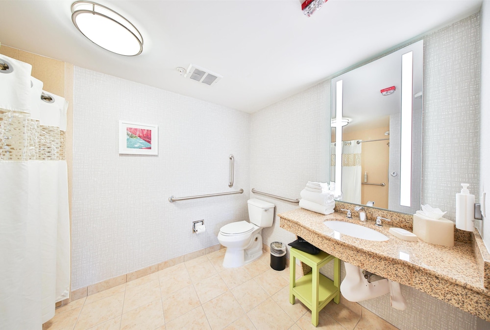 Hampton Inn & Suites Seattle Kent WA - photo 55