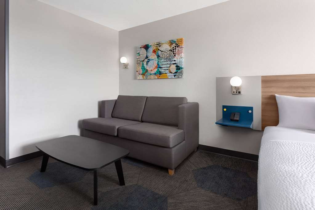 Microtel Inn & Suites by Wyndham Rapid City - photo 37
