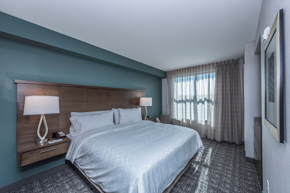 Staybridge Suites Charleston Mount Pleasant by IHG - photo 15