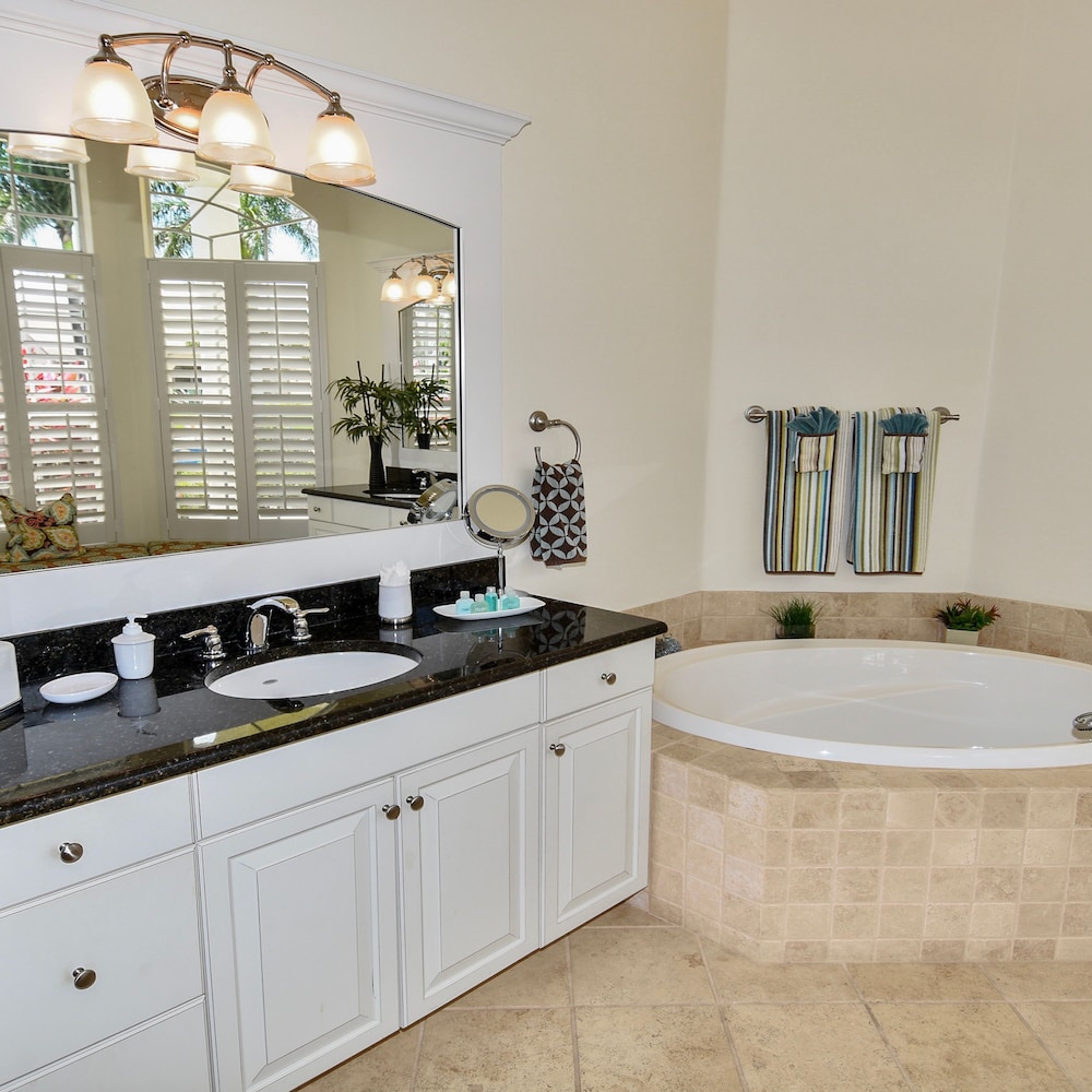 Rosegarden Poolspa And Perfect Water View - photo 48