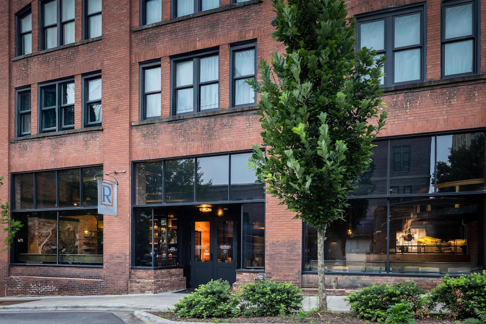 The Foundry Hotel Asheville Curio Collection by Hilton — 4-Star Luxury Hotel in Asheville, United States